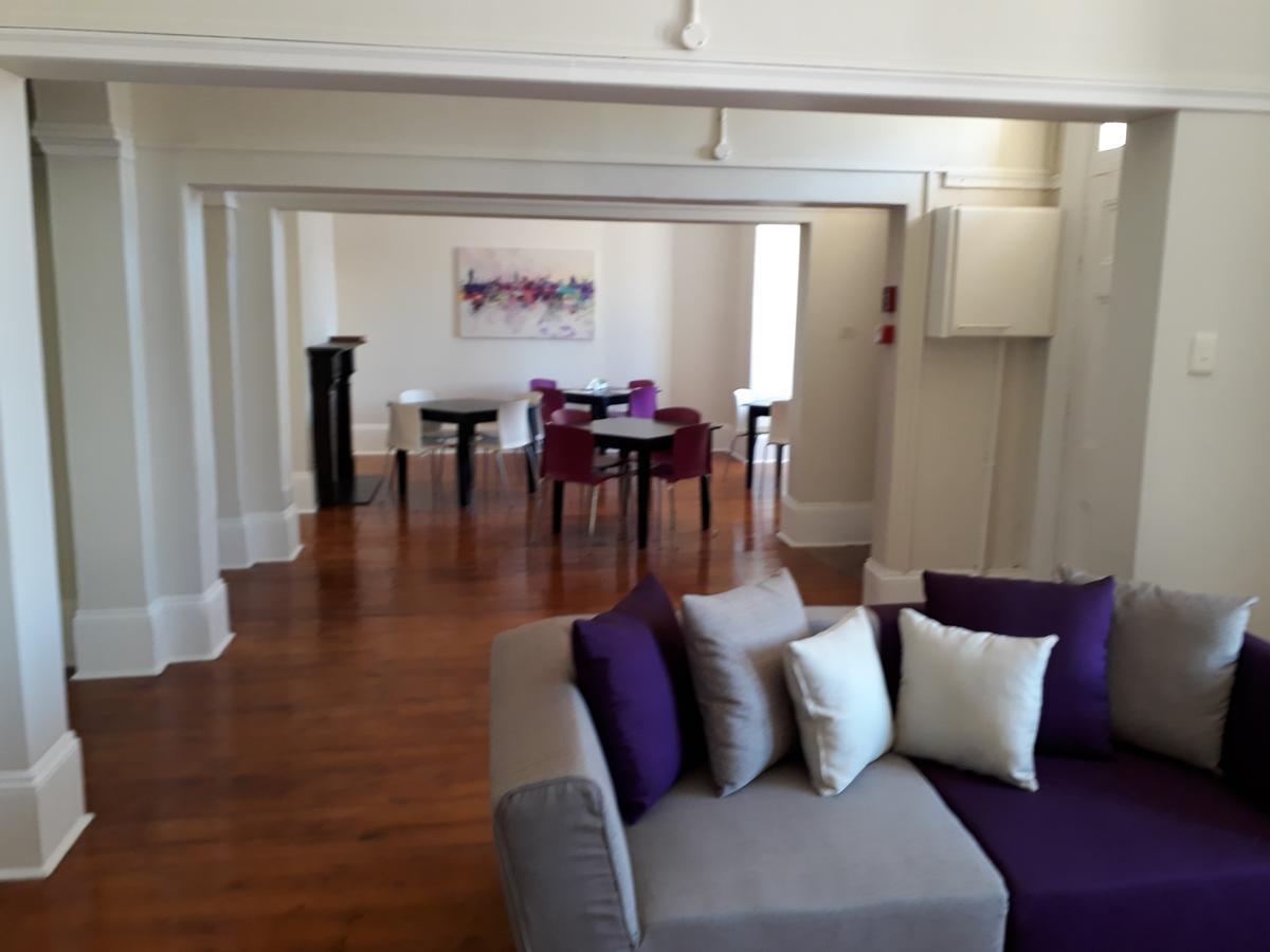 The Vic Hotel 伊丽莎白港 外观 照片