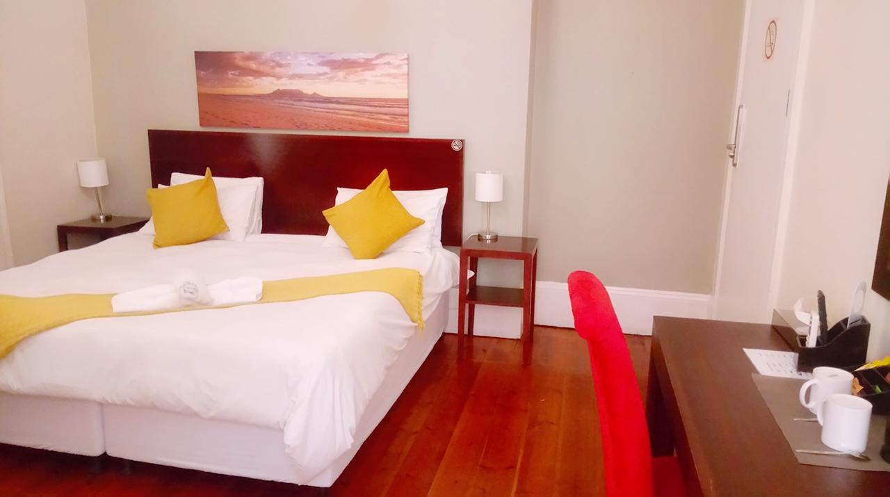 The Vic Hotel 伊丽莎白港 外观 照片