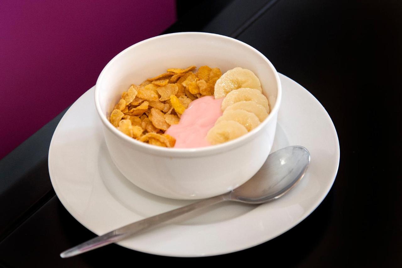 The Vic Hotel 伊丽莎白港 外观 照片