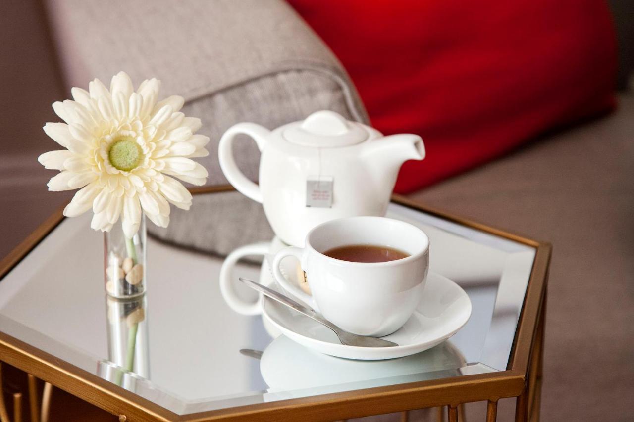 The Vic Hotel 伊丽莎白港 外观 照片